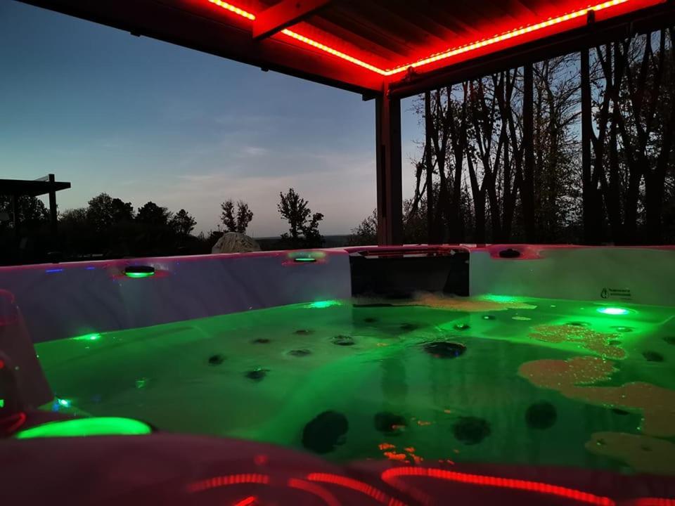 "Notre Bastide" Maison Et Table D'Hotes Traditionnelle Et Vegetarienne, Piscine, Jacuzzi, Clim, , A 5 Mn De Sarlat Marcillac-Saint-Quentin Екстер'єр фото